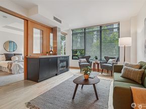 2716 Elliot Avenue 301, Seattle WA 98121