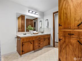 14615 SE 178th Place, Renton WA 98058