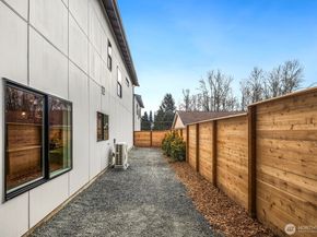 910 S 138th Street A, Burien WA 98168