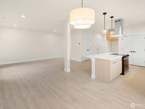 910 S 138th Street A, Burien WA 98168