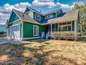 9926 SW 184th Way, Vashon WA 98070