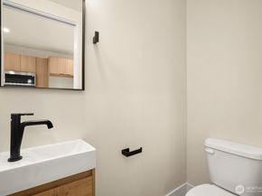 11916 4th Avenue SW, Burien WA 98168