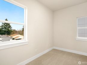 11916 4th Avenue SW, Burien WA 98168