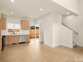 11916 4th Avenue SW, Burien WA 98168