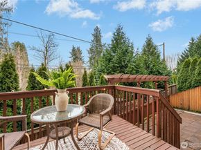 429 203rd Place SE, Bothell WA 98012