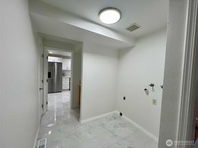 10900 SE 219th Place, Kent WA 98031