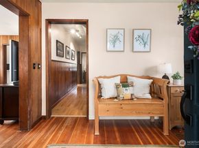 19011 176th Avenue NE, Woodinville WA 98072