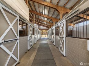 19011 176th Avenue NE, Woodinville WA 98072