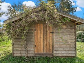 19011 176th Avenue NE, Woodinville WA 98072