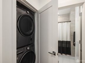 1827 14th Avenue B, Seattle WA 98122