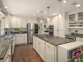 19625 NE 125th Court, Woodinville WA 98077