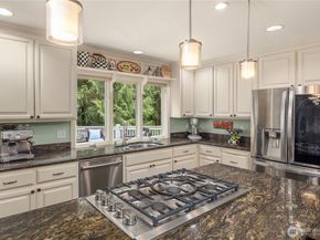 19625 NE 125th Court, Woodinville WA 98077