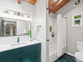 5503 E Collins Road, Port Orchard WA 98366