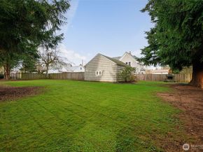 217 6TH Street, Snohomish WA 98290