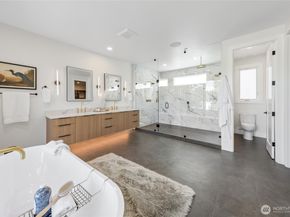 10204 NE 43rd Street, Kirkland WA 98033