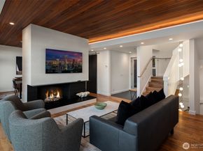 7352 56th Avenue NE, Seattle WA 98115