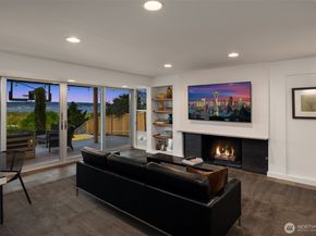 7352 56th Avenue NE, Seattle WA 98115