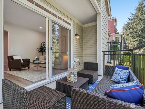 2840 139th Avenue SE 15, Bellevue WA 98005