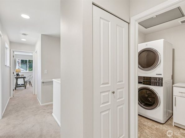 2840 139th Avenue SE 15, Bellevue WA 98005