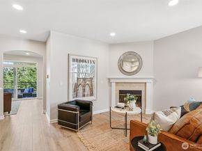 2840 139th Avenue SE 15, Bellevue WA 98005