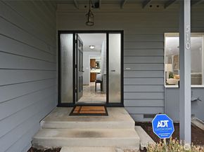 510 NW 201st Place, Shoreline WA 98177