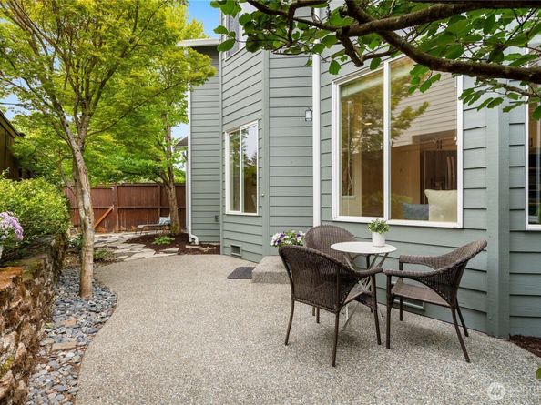 21104 1st Avenue W, Bothell WA 98021