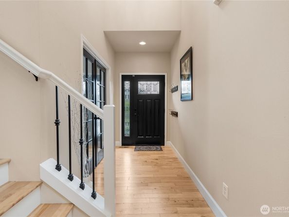 21104 1st Avenue W, Bothell WA 98021