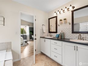 21104 1st Avenue W, Bothell WA 98021