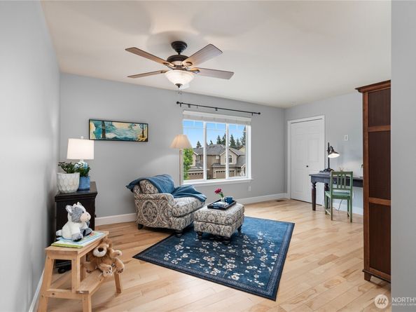 21104 1st Avenue W, Bothell WA 98021