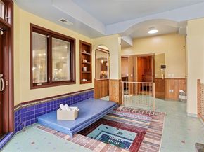 7909 78th Avenue SE, Mercer Island WA 98040