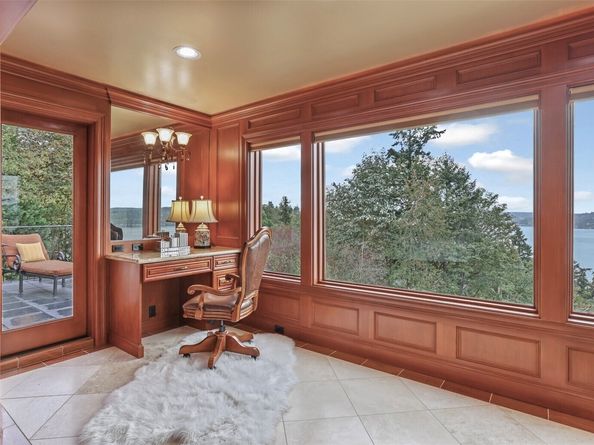 7909 78th Avenue SE, Mercer Island WA 98040