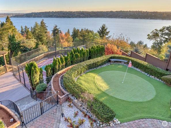 7909 78th Avenue SE, Mercer Island WA 98040