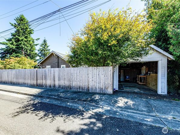 2702 22nd Street, Everett WA 98201