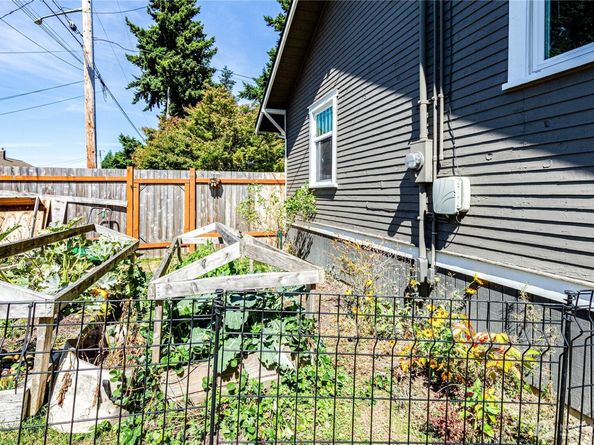 2702 22nd Street, Everett WA 98201