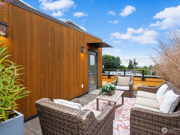 3300 NE 65th Street 219, Seattle WA 98115