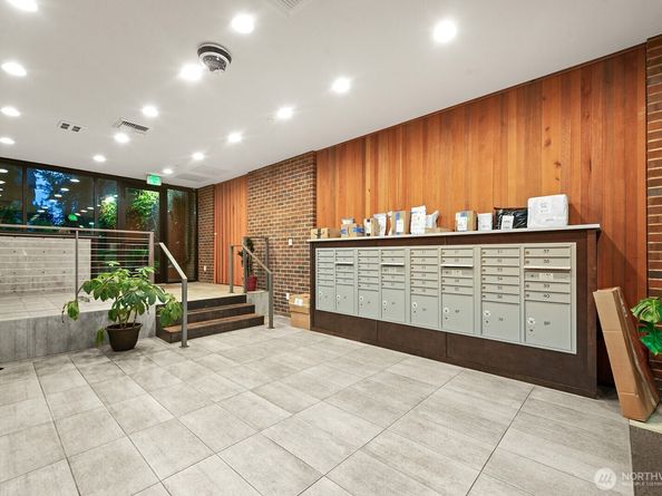 3300 NE 65th Street 219, Seattle WA 98115