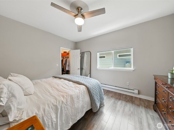 4616 S Orcas Street, Seattle WA 98118
