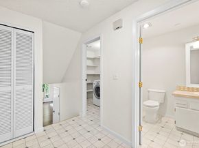 15208 NE 8th Street C3, Bellevue WA 98007