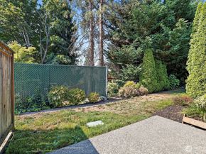 15208 NE 8th Street C3, Bellevue WA 98007