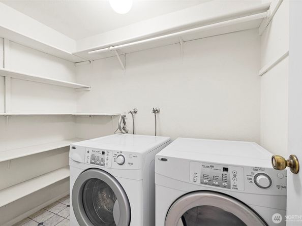 15208 NE 8th Street C3, Bellevue WA 98007