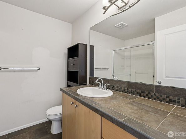 3006 SW Bataan Street, Seattle WA 98126