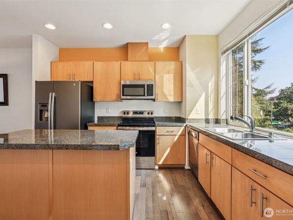3006 SW Bataan Street, Seattle WA 98126