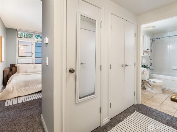 1420 Terry Avenue 205, Seattle WA 98101