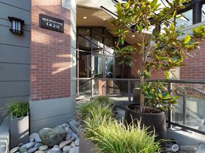 1420 Terry Avenue 205, Seattle WA 98101
