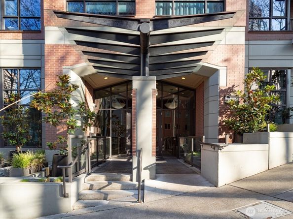 1420 Terry Avenue 205, Seattle WA 98101