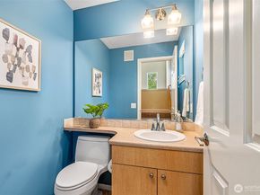 4740 Lake Place S C, Renton WA 98055