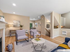 4740 Lake Place S C, Renton WA 98055