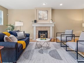 4740 Lake Place S C, Renton WA 98055
