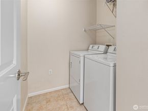 4740 Lake Place S C, Renton WA 98055