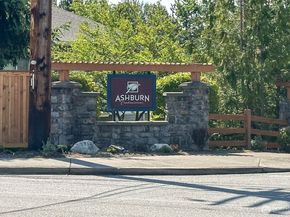 4740 Lake Place S C, Renton WA 98055